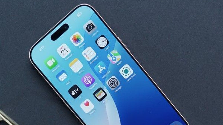 Some iPhone 16 Pro, Pro Max owners report sudden freezing and reboot issue