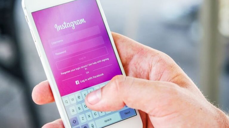 Android 15 update causing Instagram app to freeze, creating story swiping issues: report