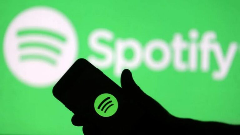 Spotify’s Gemini extension can now search and play hands-free audio but there are drawbacks