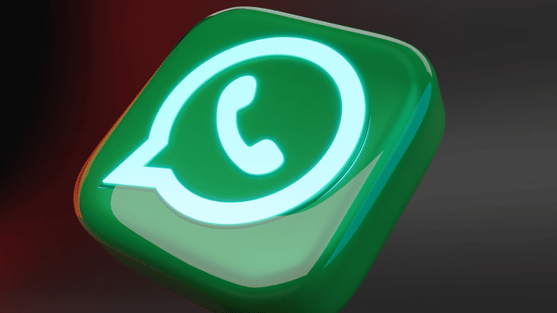 WhatsApp’s new feature might allow users to create custom AI chatbots