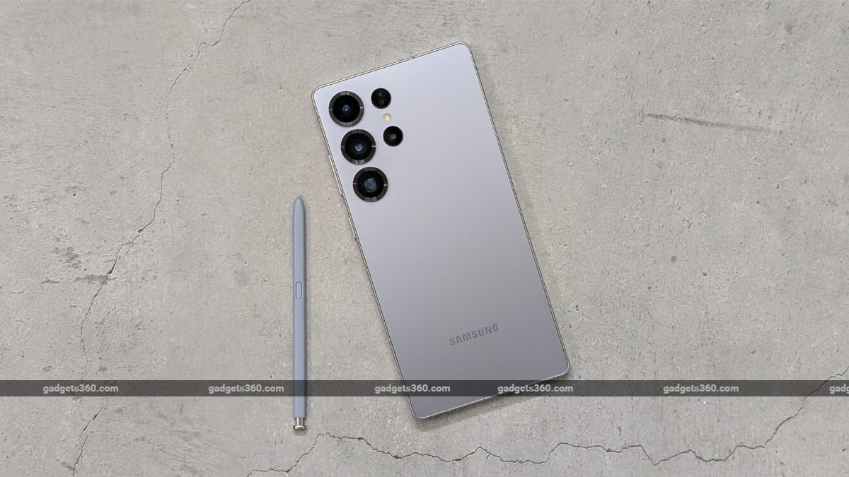 Samsung Galaxy S26 Ultra With Three Rear Cameras, Larger Battery Reportedly Under Testing