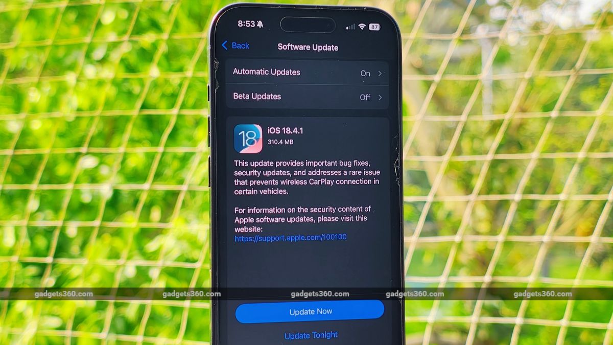 Apple Rolls Out iOS 18.4.1 Update With Fixes for Exploited Security Vulnerabilities, CarPlay Issue