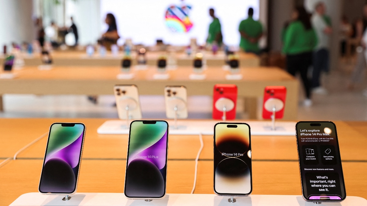 Apple India Produces $22 Billion of iPhones in Shift From China