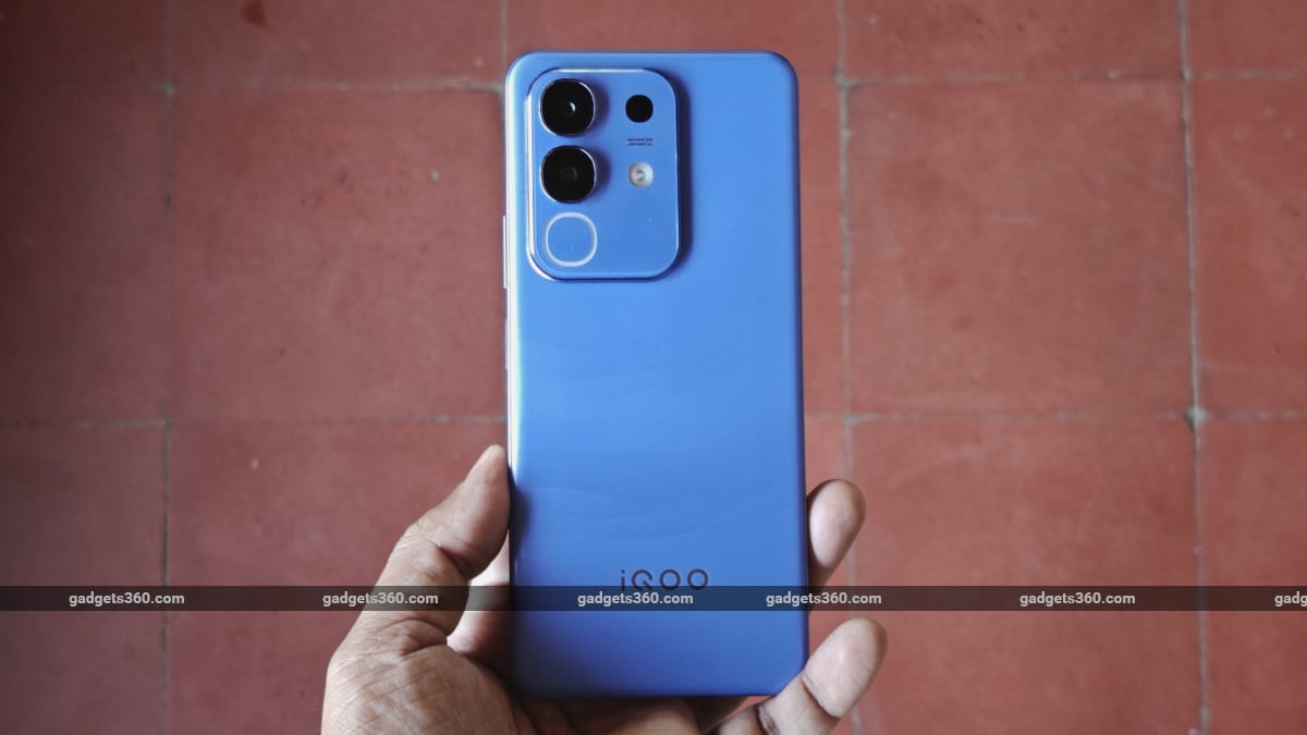 iQOO Z10x First Impressions