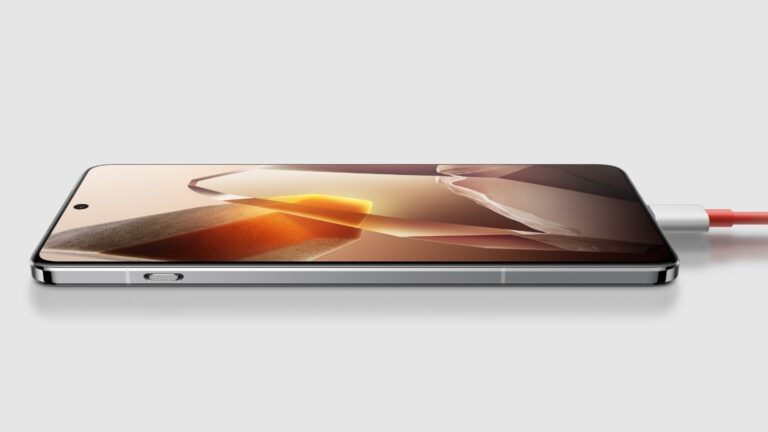 OnePlus 13T Battery Capacity Teased Ahead of Launch; Handset Scores Over 3 Million Points on AnTuTu