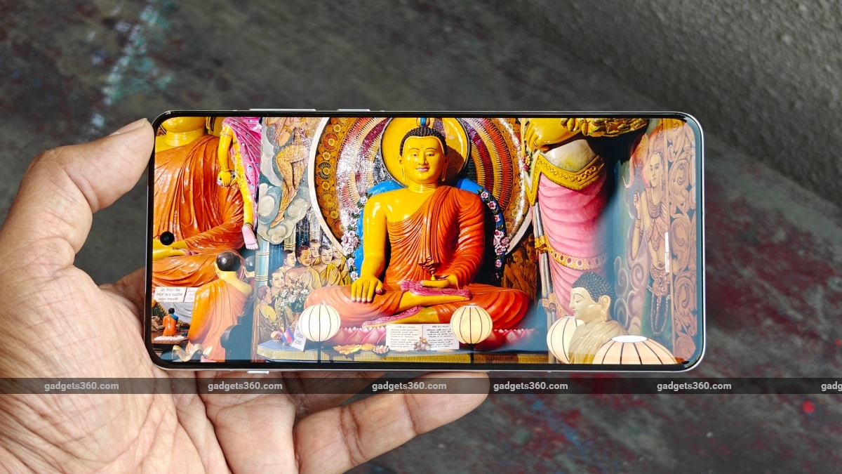 OnePlus 13T Teased to Launch in Three Colour Options