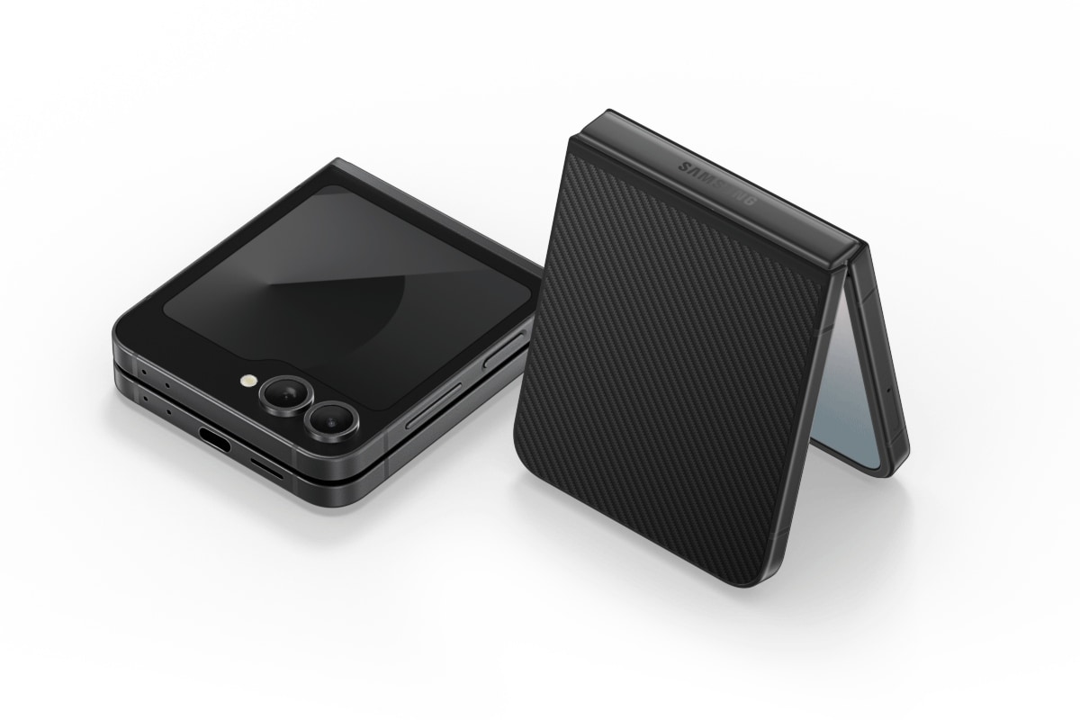 Samsung Galaxy Z Flip 7 Cover Screen Upgrade Hinted via One UI 8 Leaked Firmware