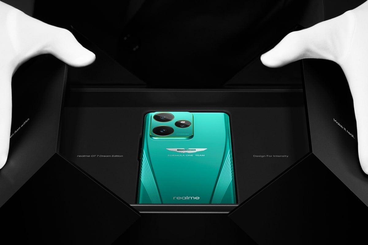 Realme GT 7 Dream Edition Now Available for Purchase in India: Price, Sale Offers