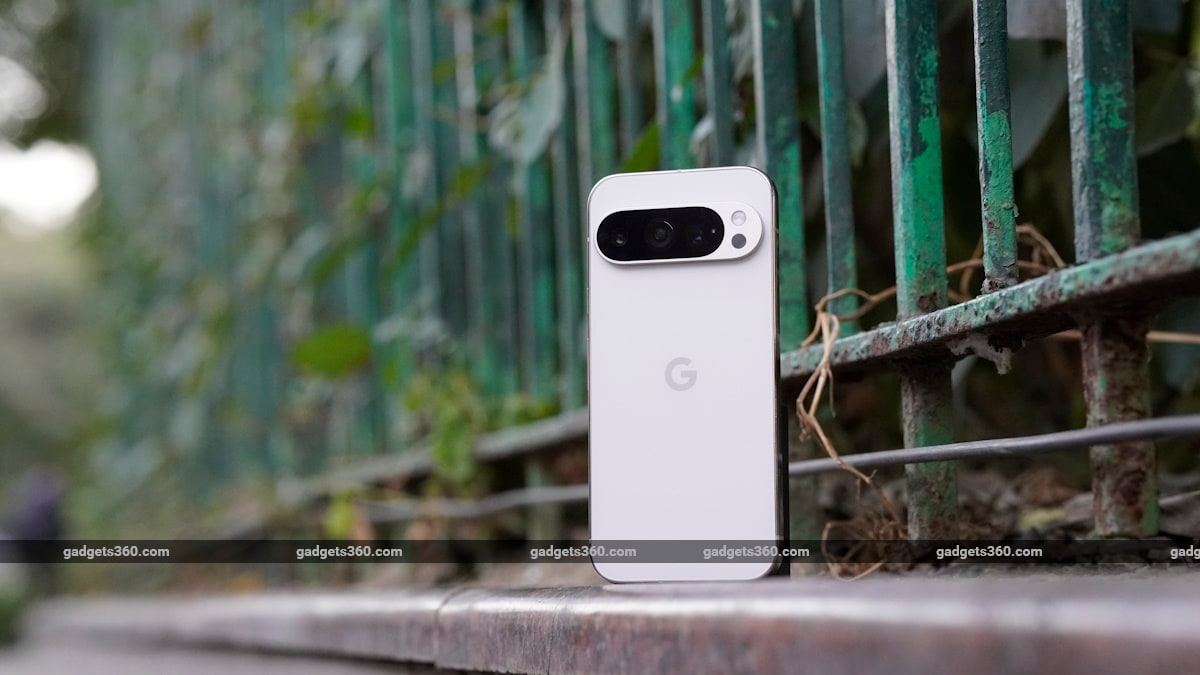 Google Pixel 10, Pixel 10 Pro Alleged Case Suggests Minor Design Changes From Predecessors