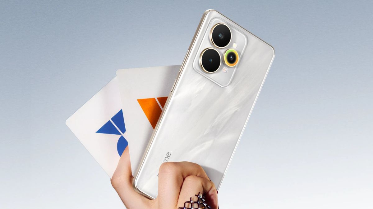 Realme 15 5G, Realme 15 Pro 5G With 144Hz AMOLED Display Go on Sale in India: Price, Offers