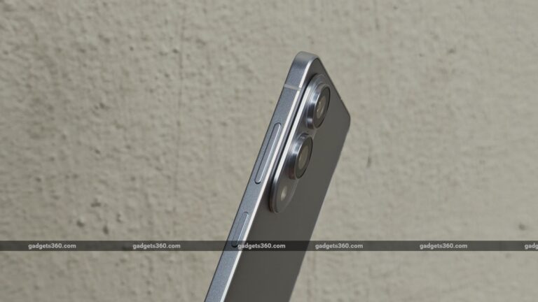 Samsung Galaxy S26 Edge Tipped to Pack a Larger 4,400mAh Battery