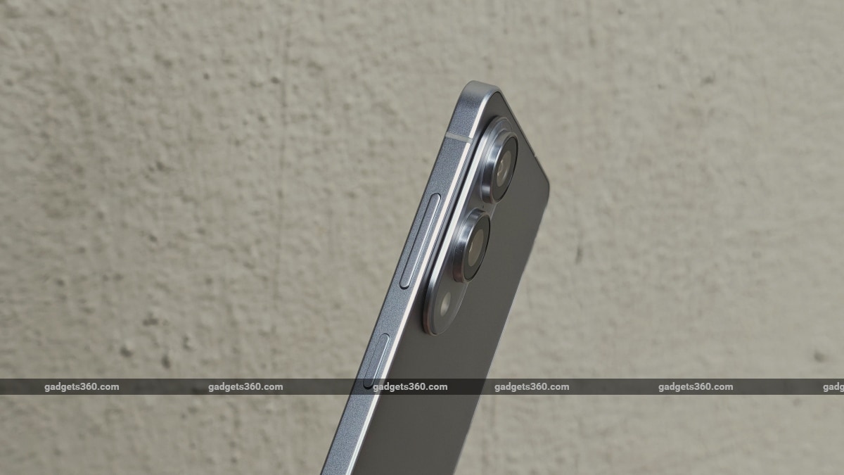 Samsung Galaxy S26 Edge Tipped to Pack a Larger 4,400mAh Battery